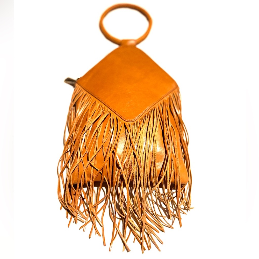 ✨Sold✨ Hobo International Whirl Tan Fringe Leather Handbag Wristlet Clutch